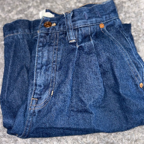 Classic Blue Women's Jeans - Picture 5 of 7